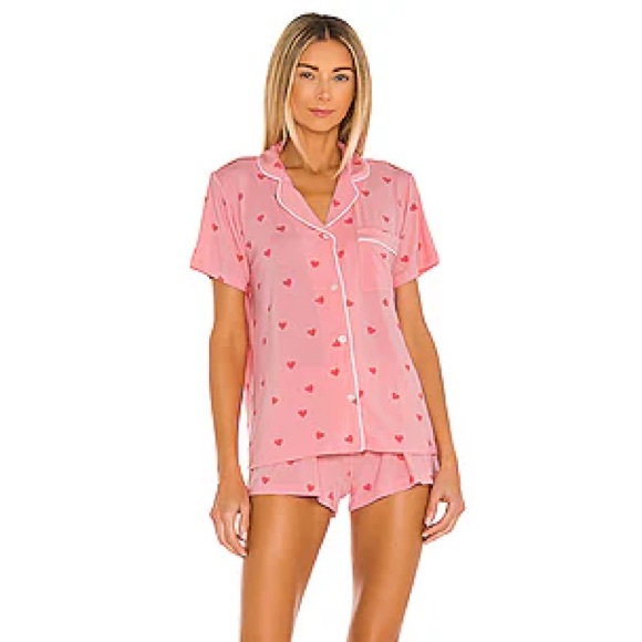 Stripe & Stare Other - Stripe & Stare Bedshort Pajama Set in Heart Throb Size Medium